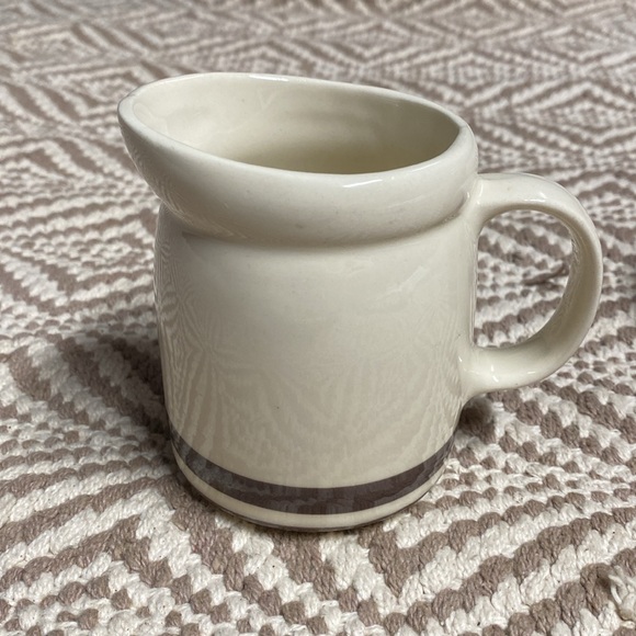 Vintage McCoy pottery cream brown stripes creamer & lidded sugar set - Picture 2 of 11